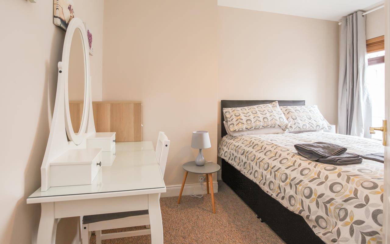 Kingston Serviced Accommodation - Donegall Avenue ベルファスト エクステリア 写真