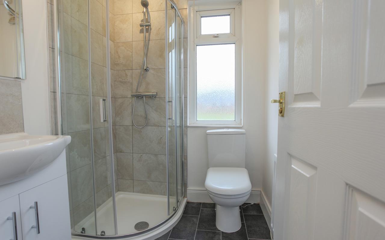 Kingston Serviced Accommodation - Donegall Avenue ベルファスト エクステリア 写真