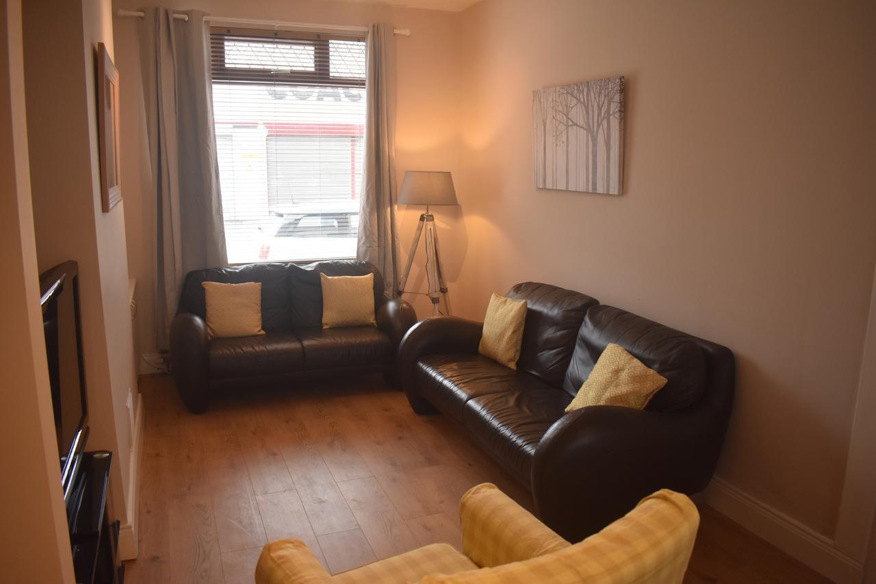 Kingston Serviced Accommodation - Donegall Avenue ベルファスト エクステリア 写真