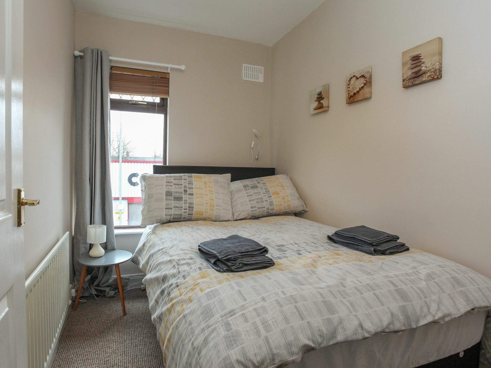 Kingston Serviced Accommodation - Donegall Avenue ベルファスト エクステリア 写真